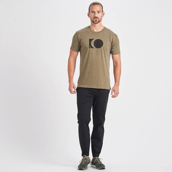 NWT- Vuori Fleet Pant - Picture 5 of 10